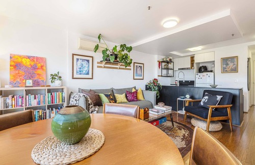 Brunswick Condo | VAQUAY Casa Boogie In Brunswick East