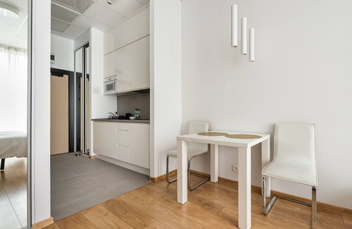 Wlochy Apartment | Varsovia Jerozolimskie Studio 215