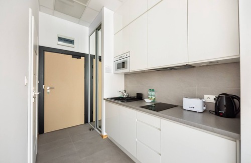 Wlochy Apartment | Varsovia Jerozolimskie Studio 215