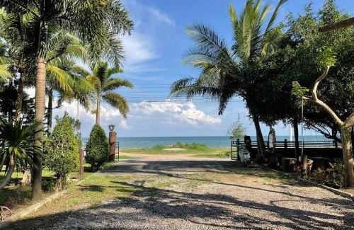 Thap Sakae House | Vasana RuanThai Homestay วาสนา เรือนไทย โฮมสเตย์