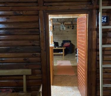 Jagodina Cabin | Vasića grozd