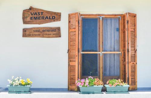 Sithonia House | Vast Emerald, the only house in Kavourotrypes