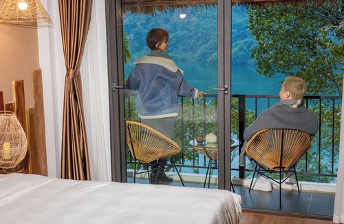 Da Bac Hotel | Vayang Retreat and Camping