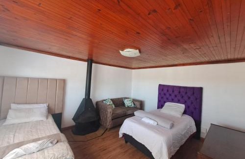 Eikenbosch House | VB Accomodation (STATION HOME)