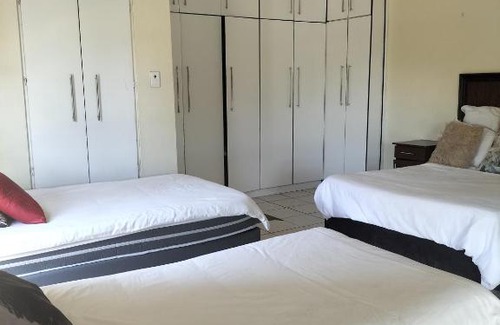 Empangeni House | VBC GUEST HOUSE