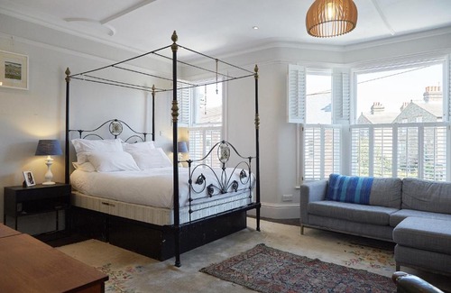 Bedford House | Veeve - Polished Style in Balham