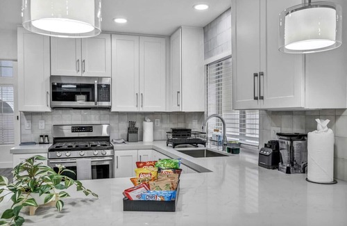 Green Valley House | Vegas Haven Pool Spa Game Room
