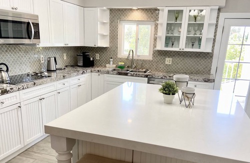 Spring Valley Villa | VEGAS OASIS VILLA*Pool+Spa+Tennis+Gym+Golf*3 mls 2 STRIP