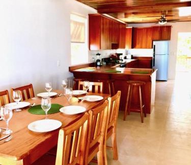 Caye Caulker House | VeLento Oceanfront Penthouse #3