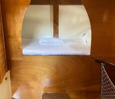 Bisceglie Boat Rental | Veliero in Legno