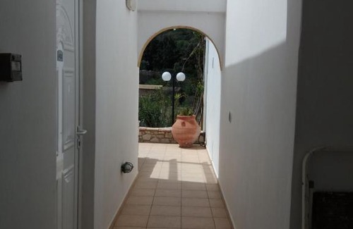 Agia Pelagia Apartment | Venardos Studios