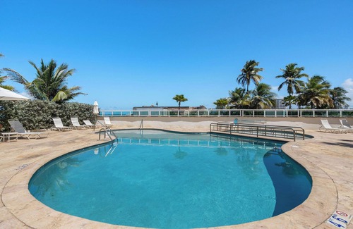 Puerta de Tierra Apartment | Ventana al Mar Studio | located at the Condado Lagoon Villas building in Condado