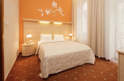 City Centre Hotel | Venus