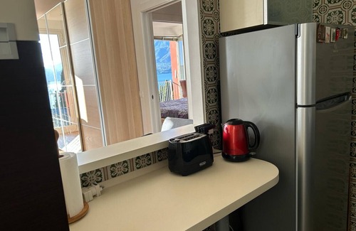 Gonte Apartment | Vera apartment with wonderful terrace lake view