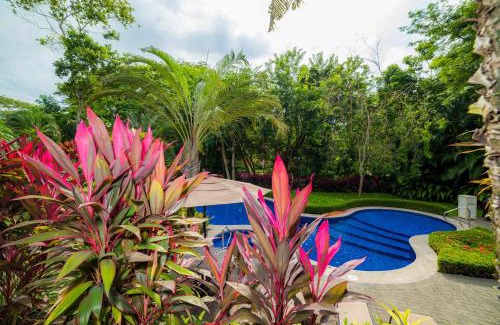 Herradura Apartment | Veranda 1E 3 bdr Garden View in Los Suenos
