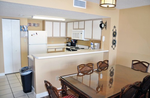 Ocean Drive Condo | Verandas 305- Oceanfront 3BR Condo-Oceanfront Pool- Walk to Main Street