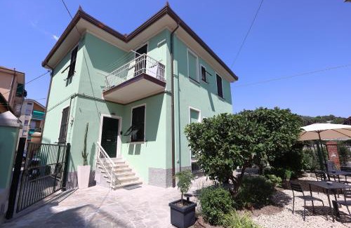 Quartiere XXIV Don Bosco House | Verdemare relax & rooms