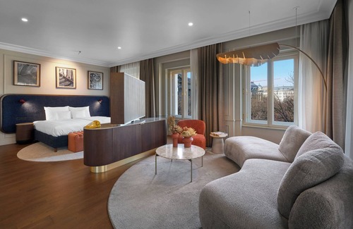 Belvaros - Lipotvaros Hotel | Verno House Budapest, Vignette Collection by IHG