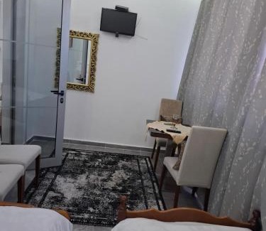 Elbasan Hotel | Versace