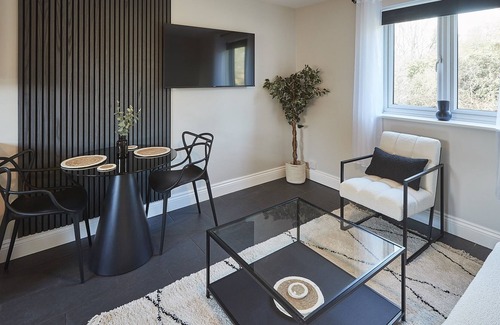 Newcastle-upon-Tyne Apartment | Vert Vale Apartment Newcastle