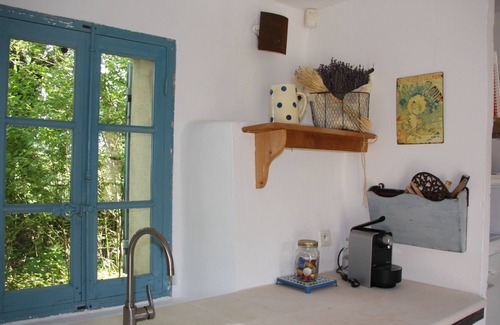 Saignon Cottage | Very Beautiful Stone House on a Resored Lavenderfarm