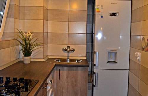 Bucharest City-Centre Apartment | Very Central, Clean & Modern Apartment in the heart of Bucharest!