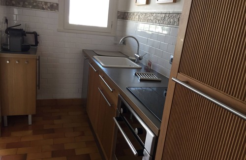 Port Cogolin Apartment | VERY COMFORTABLE AIR-CONDITIONED ROOM FOR 2 ADULTS & 2 CHILDREN GULF VIEW ST TROPEZ
