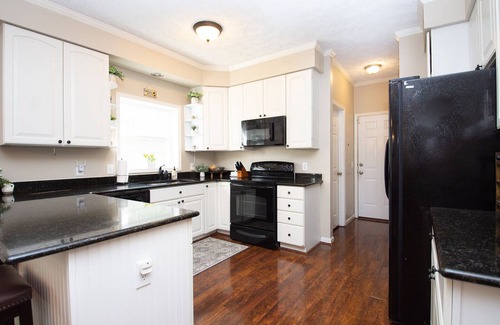 Beaufort House | Very comfortable and spacious home for the whole family! Near Parris Island