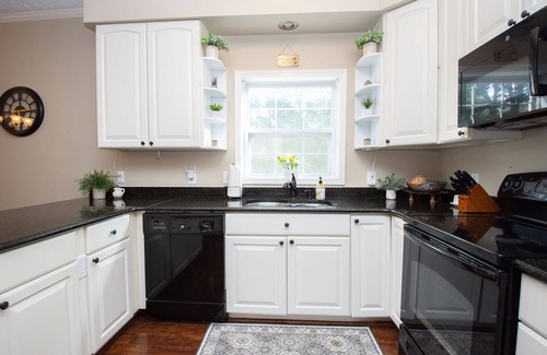 Beaufort House | Very comfortable and spacious home for the whole family! Near Parris Island
