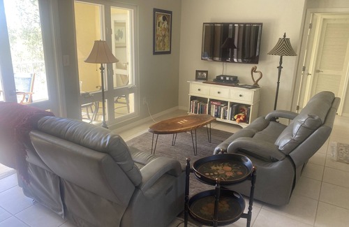 Grand Harbor Condo | Very comfortable condo w/golf course and beach club access. Monthly rentals.