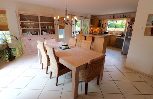 Le Porge House | Very comfortable villa with heated pool between ocean, bay and lake