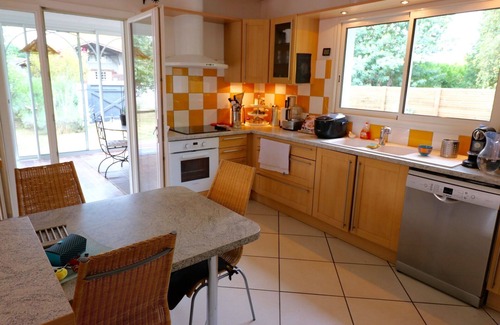 Le Porge House | Very comfortable villa with heated pool between ocean, bay and lake