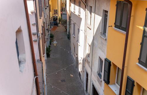 Consiglio di Rumo Apartment | Very Elegant Historic Apartment F2