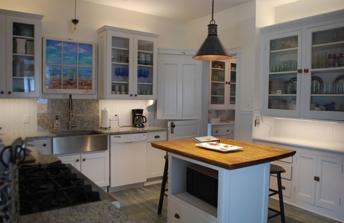Avon by the Sea House | Very Large House on Ocean block