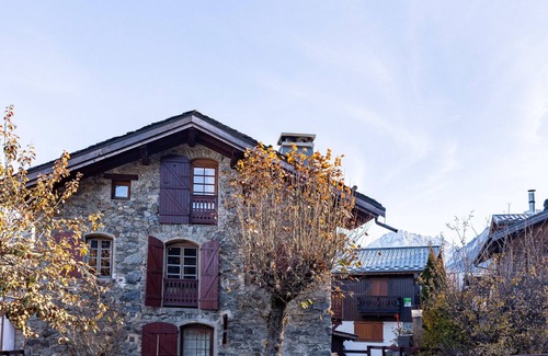 Le Praz Ski Chalet | Very Nice Chalet Near The Slopes Courchevel