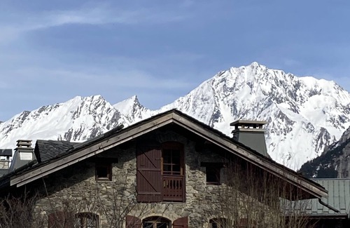 Le Praz Ski Chalet | Very Nice Chalet Near The Slopes Courchevel