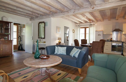 Roussines Cottage | Very nice cottage with studio on a domain with heated pool.