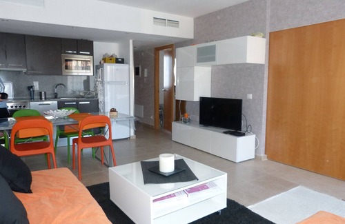 Santa Margarida Apartment | Very nice flat in recent residence.