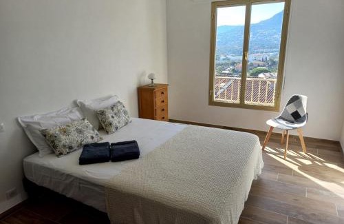 L'Ile-Rousse Apartment | Very nice T4, cozy, with a view