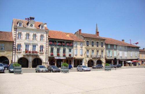 Buzon House | Very spacious and luxurious holiday home on quiet estate 1880 with pool