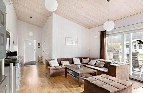 Hjo House | VGO439 Hjo - Lövsångarevägen 17