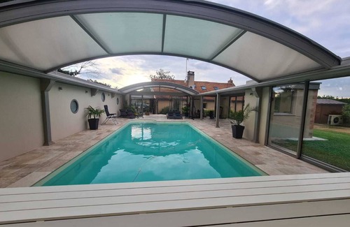 Morannes sur Sarthe-Daumeray House | Villa ALL COMFORT, PRIVATE SWIMMING POOL, jacuzzi, not overlooked, 4000 hectares
