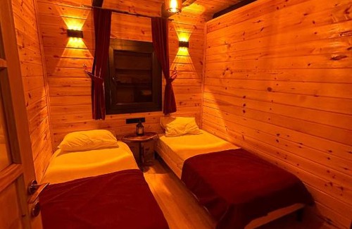 Ardesen Villa | VİLLA WİTH POOL AND JACUZZİ