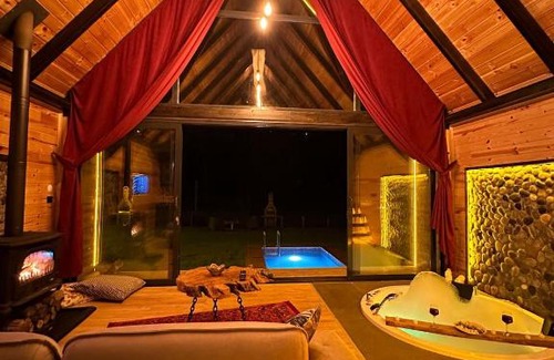 Ardesen Villa | VİLLA WİTH POOL AND JACUZZİ