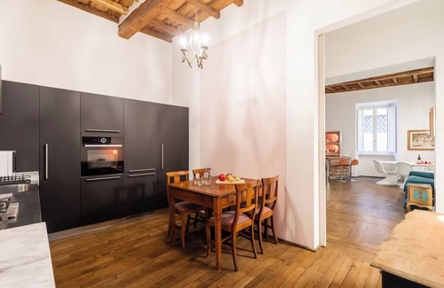 Rione VII Regola Apartment | Via Giulia Serviced Apartment, Campo de' Fiori