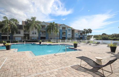Trailer Estates Apartment | Viagem Attractive 1BR Balcony Pool Gym near IMG