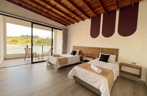 El Penol Hotel | Viajero Guatapé Hostel & Lake Club