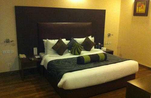 Faridabad Hotel | Vibe By The LaLiT Traveller
