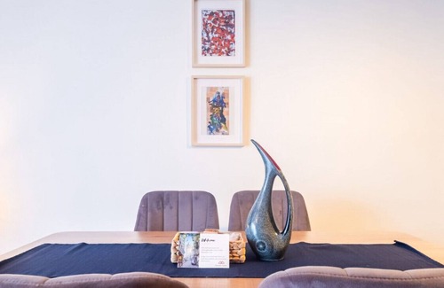 Macka Apartment | Vibrant Flat near Trendy Attractions in Nisantasi