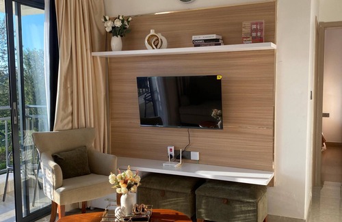 Gathanga Bed & Breakfast | vibrant Ruaka"Ruaka Loftel: Stylish & Serene with WI-FI and a/c